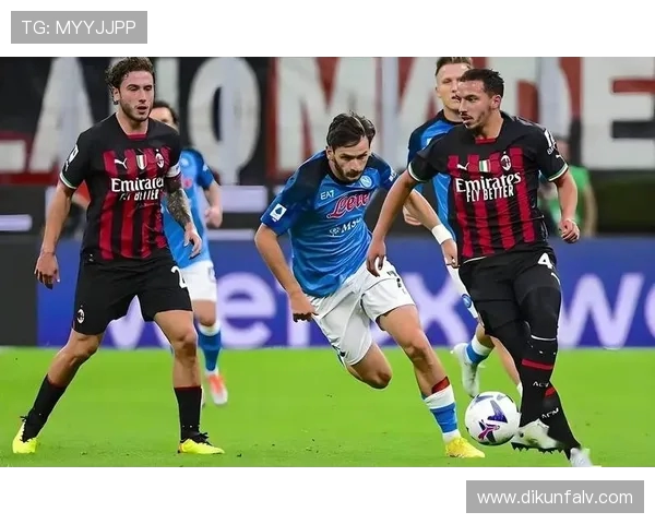 2020年AC米兰与尤文图斯的经典对决回顾与战术分析